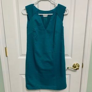*NWT* Forme Dress size 4